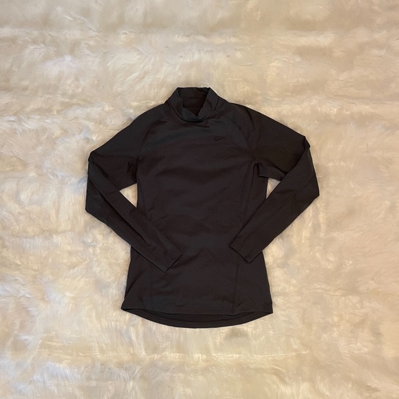 Nike | Shirts | Nike Drifit Therma Mens 